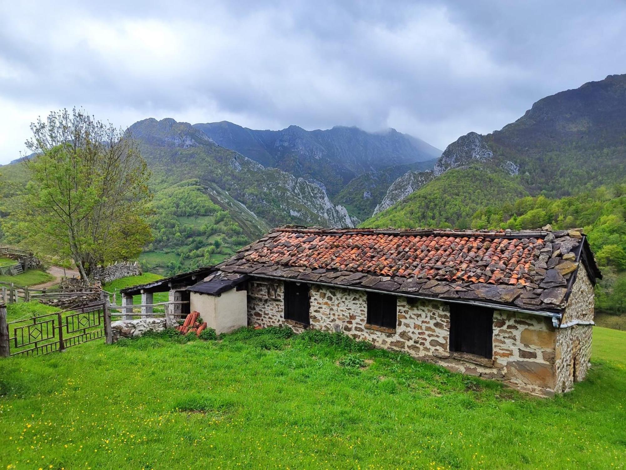 Villa El Corral De Baxo Felechosa Exterior foto